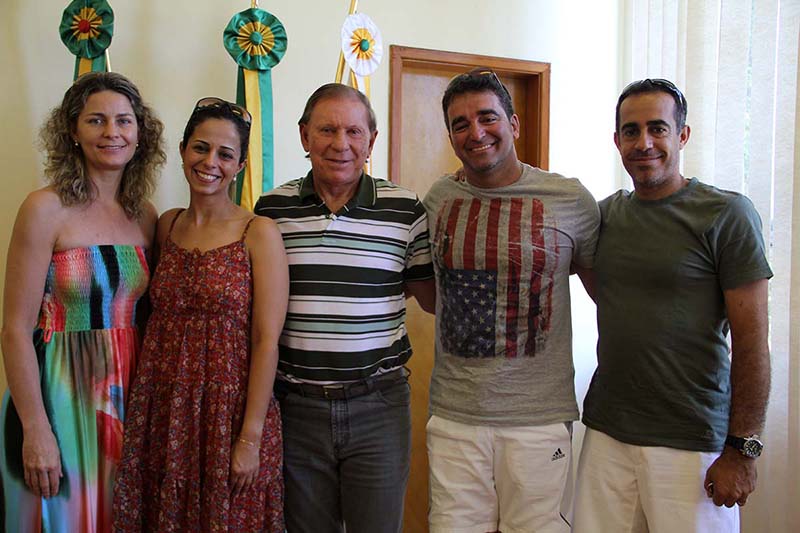 MUNÍCIPES DE OUTROS ESTADOS VISITAM GABINETE DO PREFEITO